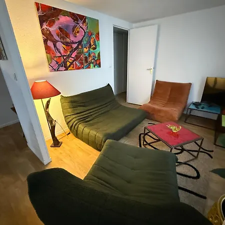 Nid De Caractere Lägenhet